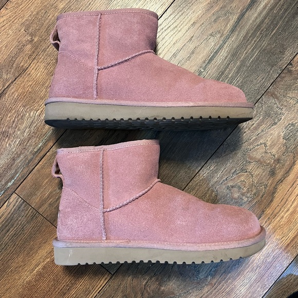 Light pink short uggs boots booties koolaburra - Picture 5 of 7